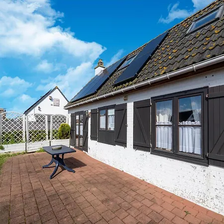 Cosy Near The Marina Holiday home *